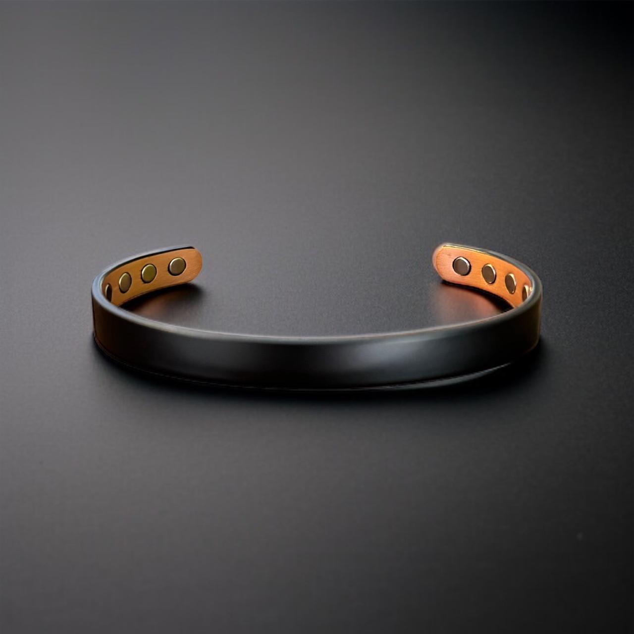 Sanabel Cuff